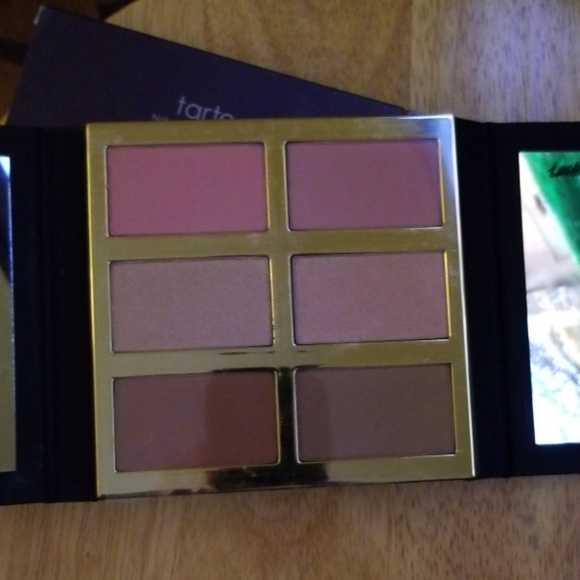 Make up - Picture 5 of 5